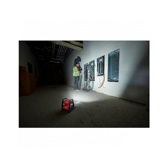 Аккумуляторный фонарь Milwaukee M18 HAL-0 (4933451262)