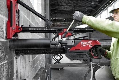 Аккумуляторная установка алмазного бурения Milwaukee MX DCD150-302CKIT (4933471835)