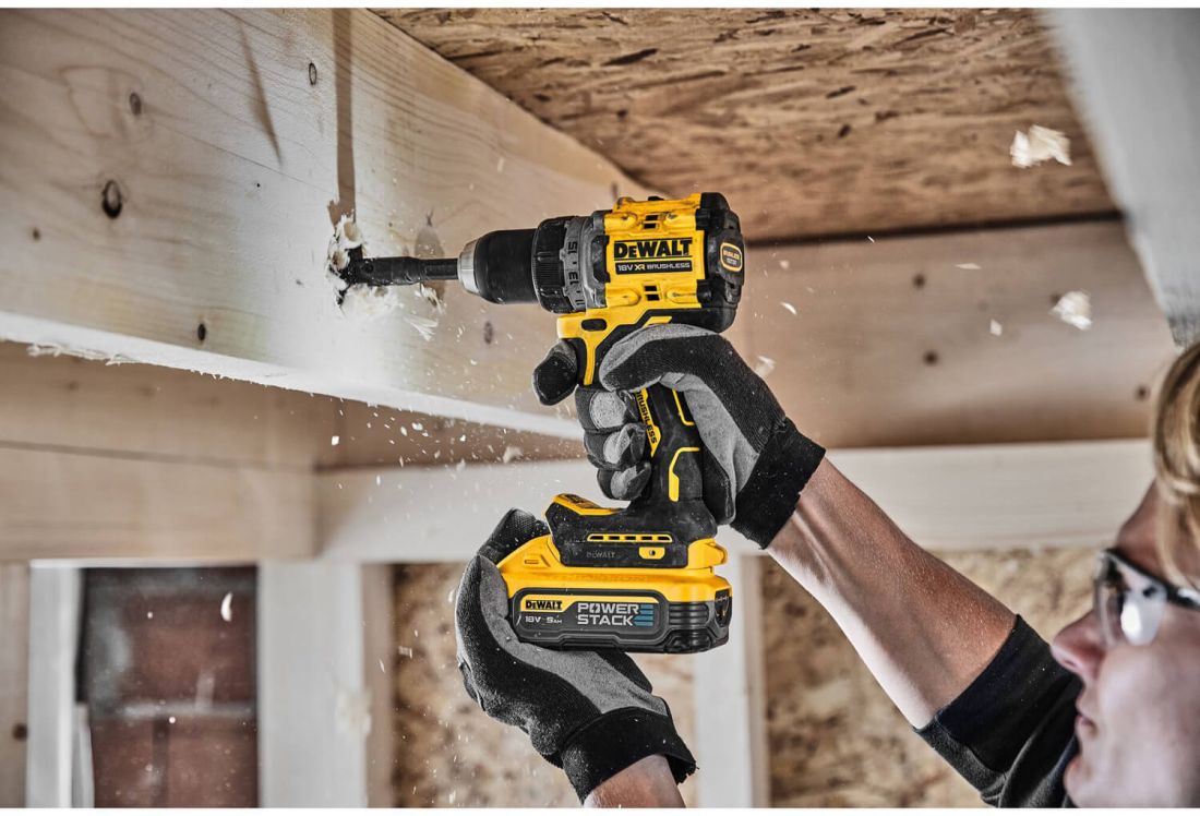 Набір з двох інструментів безщіткових DeWALT DCK2051E2T