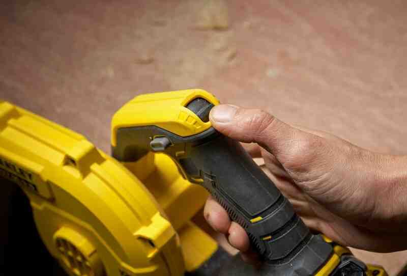 Повітродувка акумуляторна STANLEY FATMAX SFMCBL01B